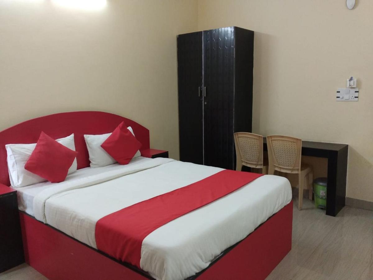 Staymaker Srinivasa Residency Саклешпур Екстериор снимка